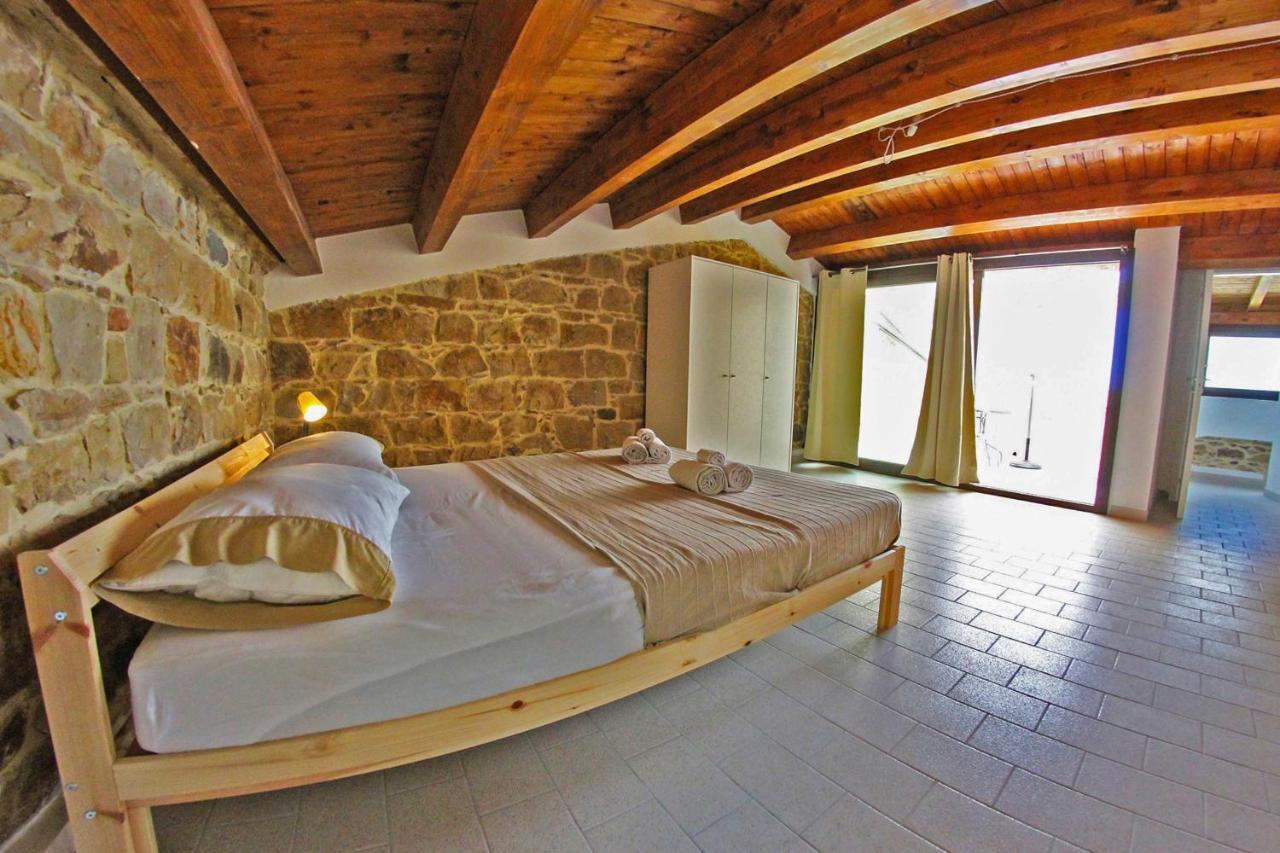 Il Miglio In Piu Bed & Breakfast Castel di Tusa Dış mekan fotoğraf